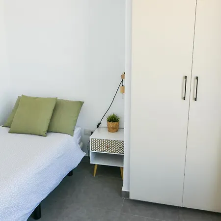 Апартаменти La Nogalera *